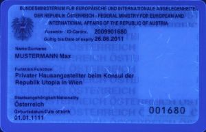 AUT-HD-02007 - 
                    <Recto - identity>
                     - UV feature