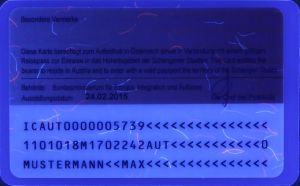 AUT-HD-03002 - 
<Verso> - UV feature