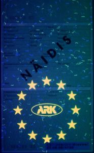 EST-GO-01002 - 
<Recto - identity> - UV feature