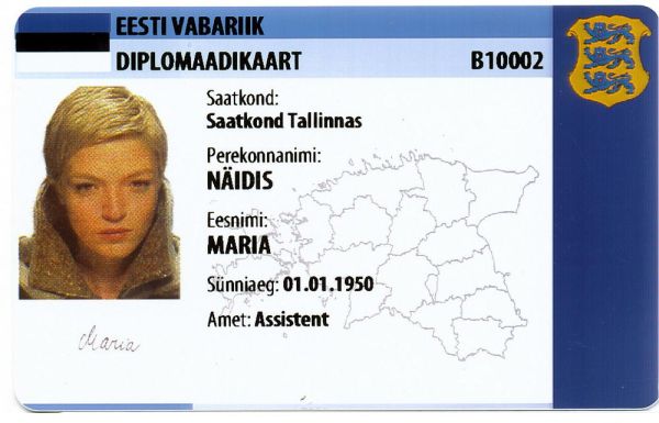 EST-HD-02002 - 
<Recto - identity>
                