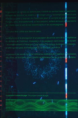 FRA-AS-02002 - 
<Inside back cover> - UV feature