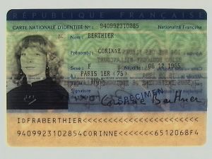 FRA-BO-02002 - 
<Recto - identity> - Watermark