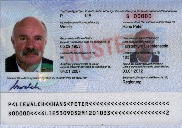 LIE-AS-02001 - 
<Biodata page>
                