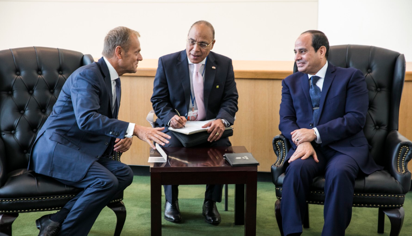 Předseda Donald Tusk při jednání s egyptským prezidentem Abd al-Fattáhem as-Sísím