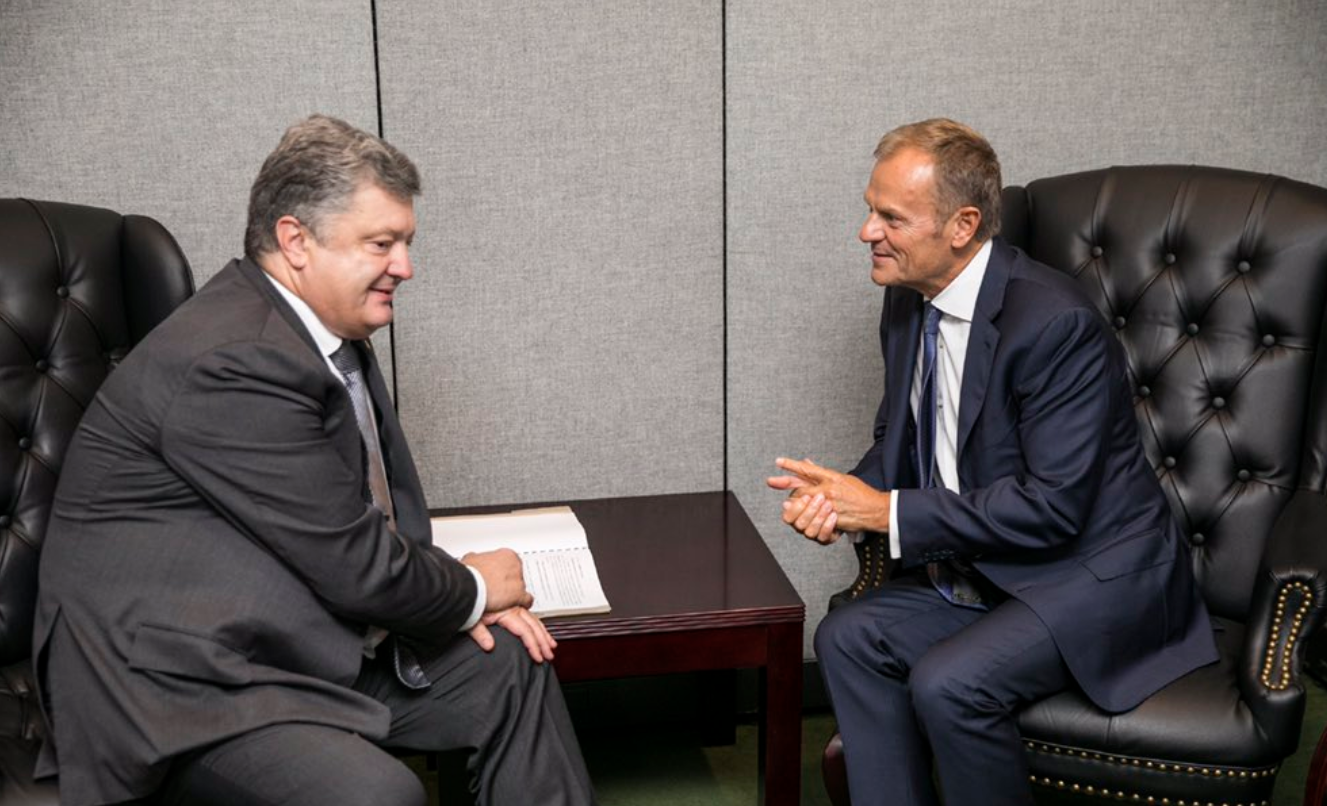 Donald Tusk s ukrajinským prezidentem Petrem Porošenkem