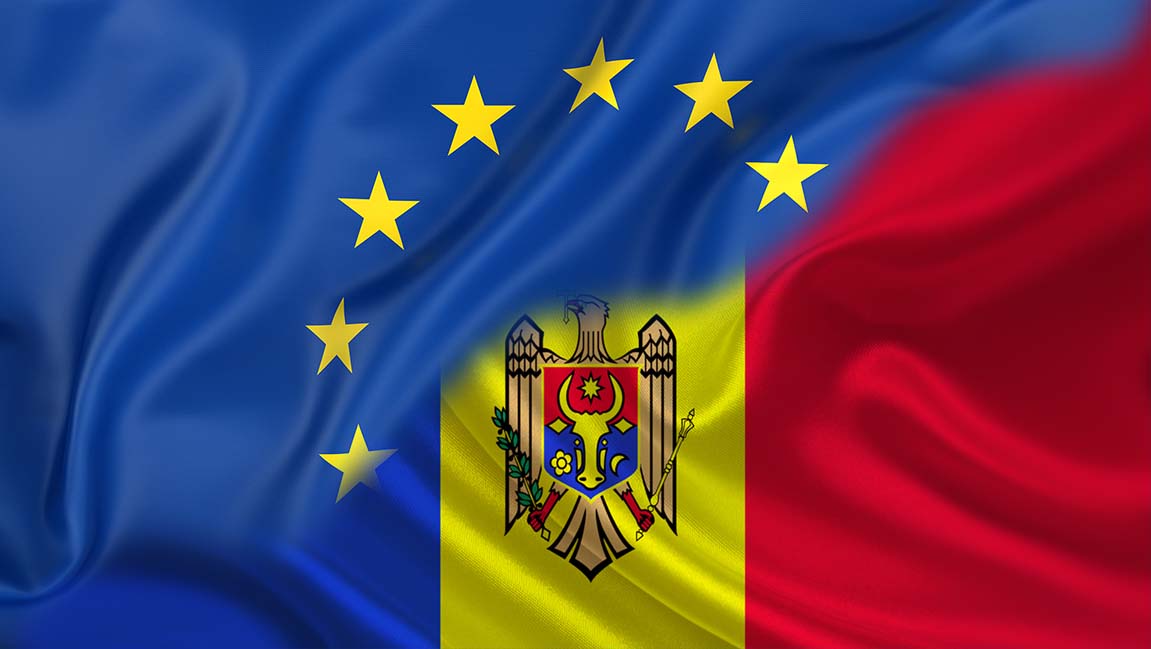 Europos Sąjungos ir Moldovos vėliavos.