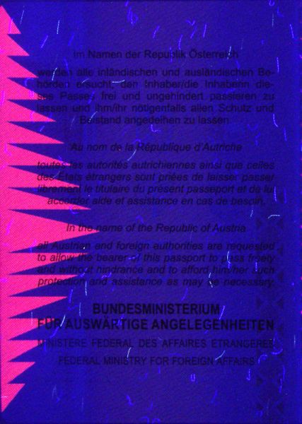 AUT-AD-02001 - 
<Desky - předn&iacute; předs&aacute;dka> - Jištěn&iacute; v UV světle