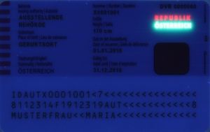 AUT-BO-02003 - 
<Zadn&iacute; strana > - Jištěn&iacute; v UV světle