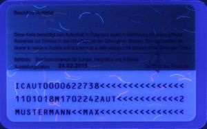 AUT-HD-03004 - 
<Zadn&iacute; strana > - Jištěn&iacute; v UV světle