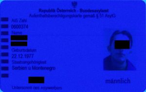 AUT-HP-02002 - 
<Recto - identit&agrave;> - Element UV