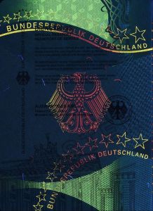 DEU-AS-04004 - 
<Desky - předn&iacute; předs&aacute;dka> - Jištěn&iacute; v UV světle