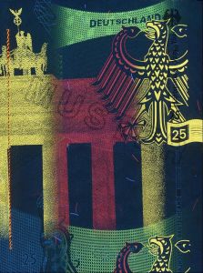 DEU-AS-04004 - 
<Vnitřn&iacute; strana (strany)> - Jištěn&iacute; v UV světle