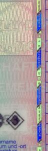 DEU-FO-02001 - 
<Verso> - OVD - elemento otticamente variabile