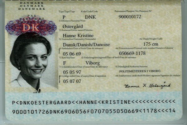 DNK-AO-02001 - 
<Integrovan&aacute; karta s osobn&iacute;mi &uacute;daji - předn&iacute; strana (totožnost)>
                