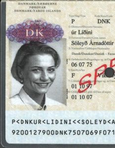 DNK-AO-02002 - 
<Integrovan&aacute; karta s osobn&iacute;mi &uacute;daji - předn&iacute; strana (totožnost)> - Fotografie obličeje