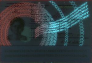 DNK-AO-04002 - 
<Kard tal-bijodata integrata - recto (identit&agrave;)> - Element UV