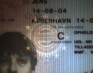 DNK-HO-03003 - 
<Předn&iacute; strana - totožnost> - OVD - opticky proměnliv&yacute; prvek