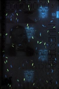 ECU-AS-02002 - 
<Vnitřn&iacute; strana (strany)> - Jištěn&iacute; v UV světle