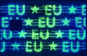EST-HO-05001 - 
<Zadn&iacute; strana > - Jištěn&iacute; v UV světle