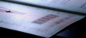 EST-JO-01001 - 
<Qoxra &ndash; ta' quddiem, minn ġewwa> - Teknika ta&rsquo; stampar