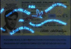 FIN-AD-02001 - 
<Carte int&eacute;gr&eacute;e des donn&eacute;es biographiques - recto (identit&eacute;)> - Caract&eacute;ristiques UV