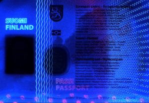 FIN-AD-07001 - 
<Integrovan&aacute; karta - zadn&iacute; strana> - Jištěn&iacute; v UV světle