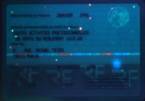 FRA-HO-03002 - 
<Zadn&iacute; strana > - Jištěn&iacute; v UV světle