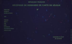 FRA-HP-01002 - 
<Předn&iacute; strana - totožnost> - Jištěn&iacute; v UV světle