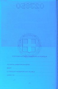 GRC-AD-02001 - 
<Strana s osobn&iacute;mi &uacute;daji> - Jištěn&iacute; v UV světle