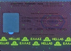GRC-AO-01004 - 
<Strana s osobn&iacute;mi &uacute;daji> - Jištěn&iacute; v UV světle