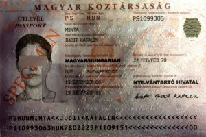 HUN-AD-02002 - 
<Kard tal-bijodata integrata - recto (identit&agrave;)> - Teknika ta&rsquo; stampar