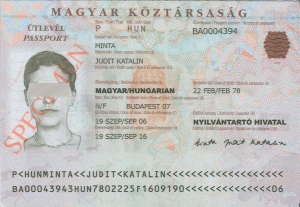 HUN-AO-02001 - 
<Integrovan&aacute; karta s osobn&iacute;mi &uacute;daji - předn&iacute; strana (totožnost)>
                
