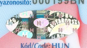 HUN-BO-04002 - 
<Recto &ndash; identit&agrave;> - OVD - elemento otticamente variabile