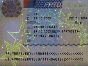 LTU-CO-01002 - 
<Recto - identit&agrave;> - Element UV