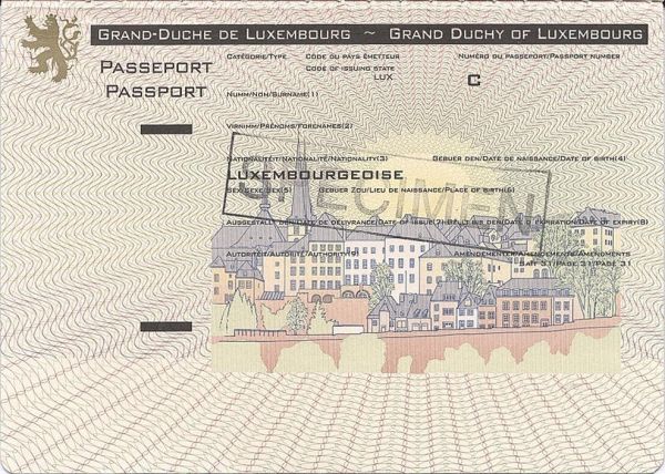 LUX-AO-02002 - 
<Pagina dei dati anagrafici>
                
