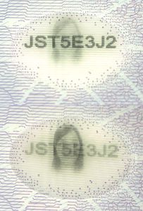 LUX-AS-02004 - 
<Integrēta biogrāfijas datu karte &ndash; priekšpuse (identitātes dati)> - OVD - optiski mainīgs elements