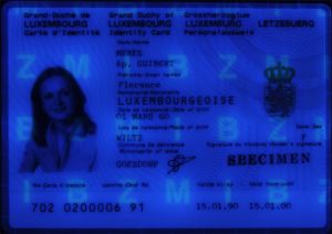 LUX-BO-01001 - 
<Recto - identit&agrave;> - Element UV