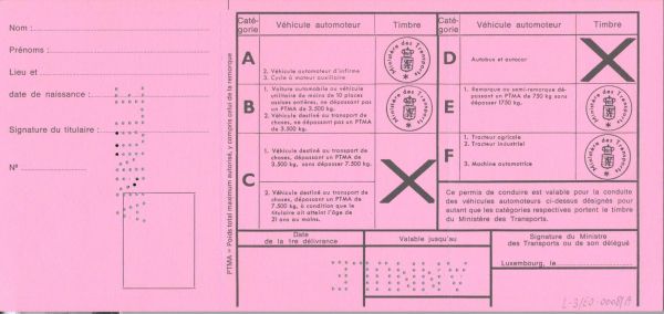 LUX-FO-01002 - 
<Recto &ndash; identit&eacute;>
                