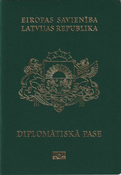 LVA-AD-02002 - 
<Qoxra &ndash; ta' quddiem, minn barra>
                