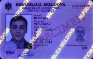 MDA-HO-08002 - 
<Předn&iacute; strana - totožnost> - Jištěn&iacute; v UV světle