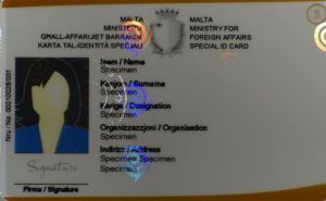 MLT-HS-08010 - 
<Forside - identitet> - Laminat