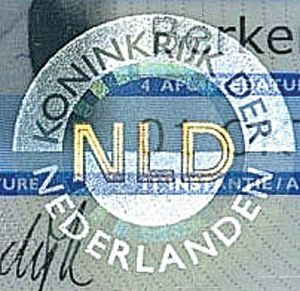 NLD-AS-01001 - 
<Tessera integrata con dati anagrafici - recto (identit&agrave;)> - OVD - elemento otticamente variabile