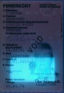 NOR-FO-03001 - 
<Předn&iacute; strana - totožnost> - Jištěn&iacute; v UV světle