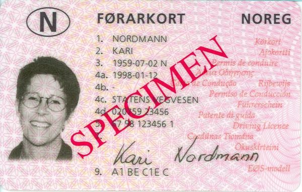 NOR-FO-04001 - 
<Předn&iacute; strana - totožnost>
                