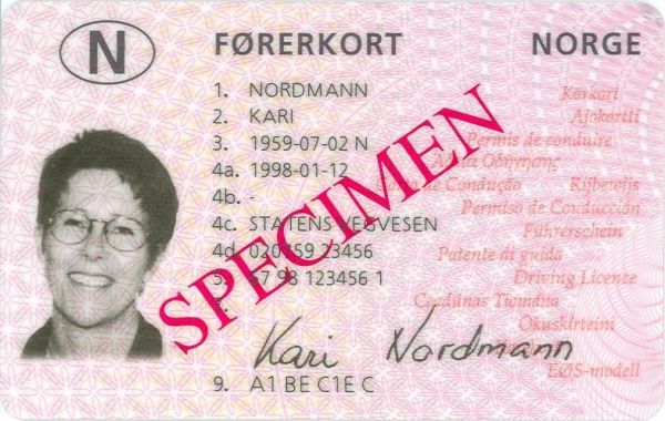 NOR-FO-04002 - 
<Recto &ndash; identit&agrave;>
                