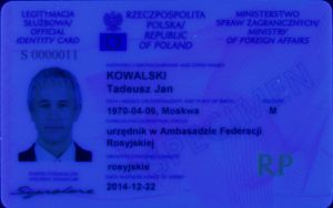 POL-HS-03001 - 
<Předn&iacute; strana - totožnost> - Jištěn&iacute; v UV světle