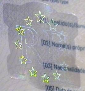PRT-AO-01002 - 
<Integrovan&aacute; karta s osobn&iacute;mi &uacute;daji - předn&iacute; strana (totožnost)> - OVD - opticky proměnliv&yacute; prvek