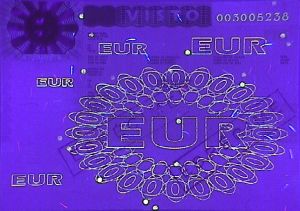 PRT-CO-01002 - 
<Recto - identity> - UV feature