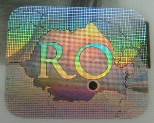 ROU-AO-02001 - 
<Integrovan&aacute; karta s osobn&iacute;mi &uacute;daji - předn&iacute; strana (totožnost)> - OVD - opticky proměnliv&yacute; prvek