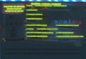 ROU-AS-03001 - 
<Integrovan&aacute; karta s osobn&iacute;mi &uacute;daji - předn&iacute; strana (totožnost)> - Jištěn&iacute; v UV světle